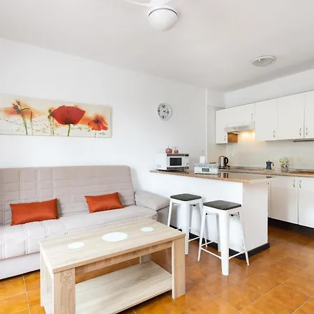 Home2book Sunny Pool & Terrace, Americas Apartament